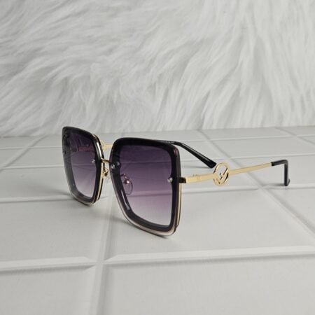 BOLD Trendy Women's Sunglass